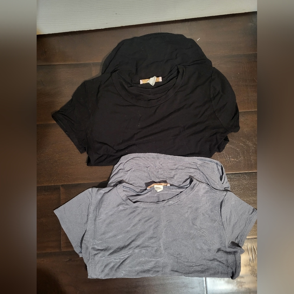 Black and Gray T-Shirt Set